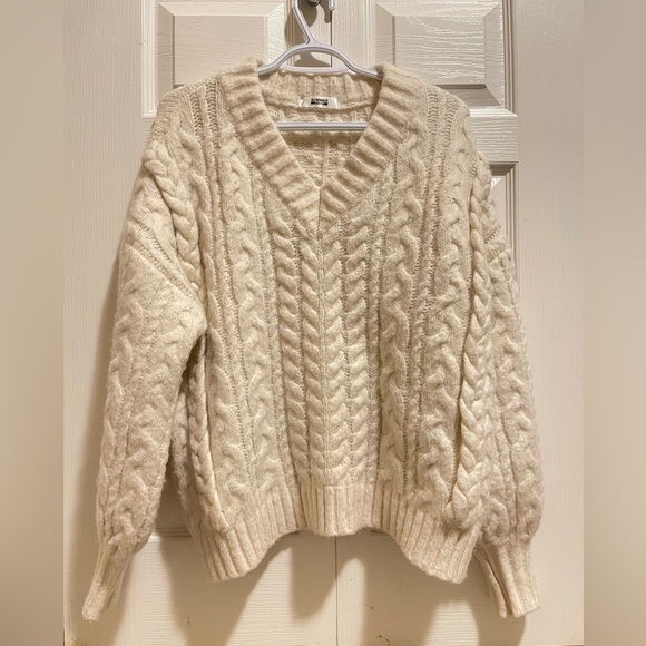 Sweater - Picture 3 of 7